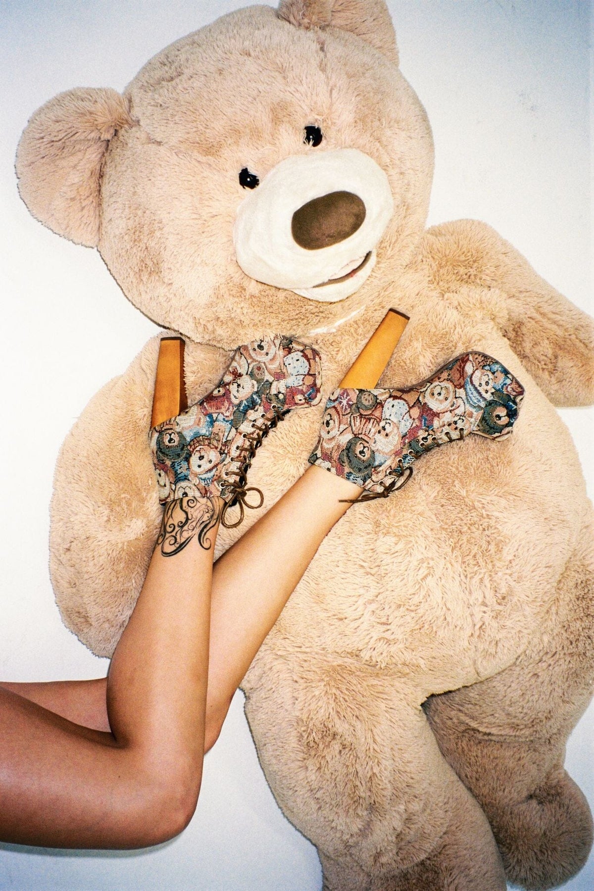 LITA - Teddy Bear | Jeffrey Campbell
