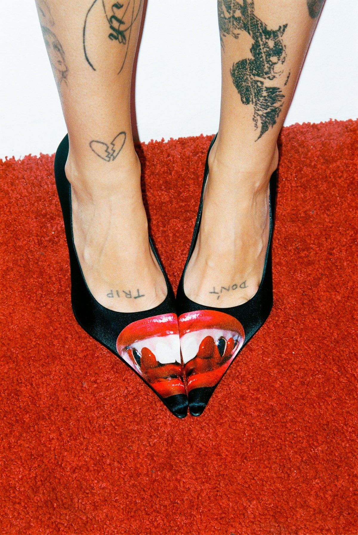 BITE-YOU - Mouth Print | Jeffrey Campbell