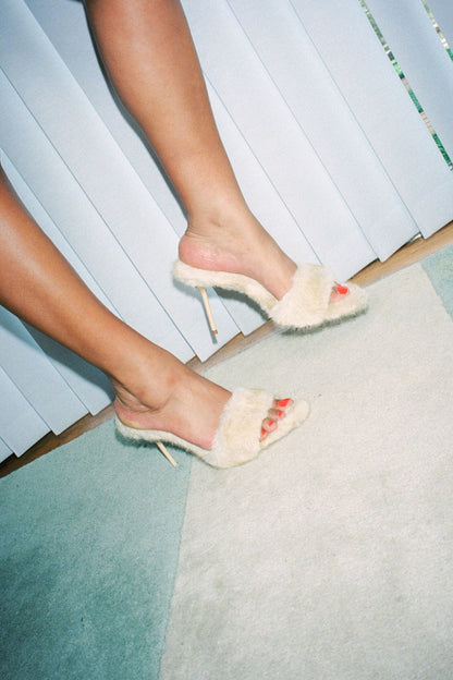 BIG-MAMA-F - Beige | Jeffrey Campbell